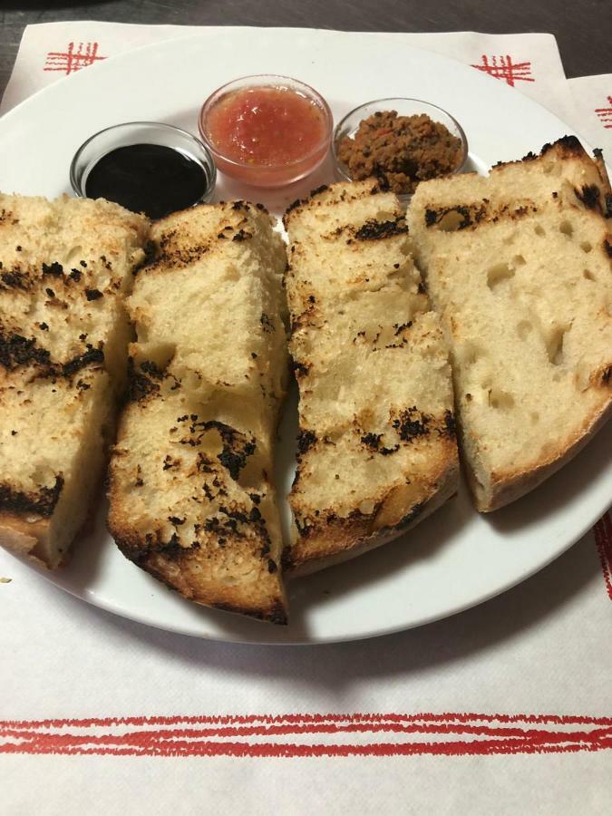 Hostal Restaurante Taibilla 네르피오 외부 사진