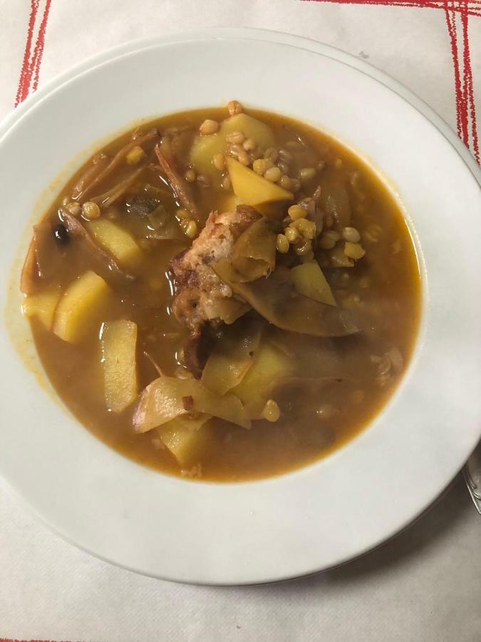Hostal Restaurante Taibilla 네르피오 외부 사진