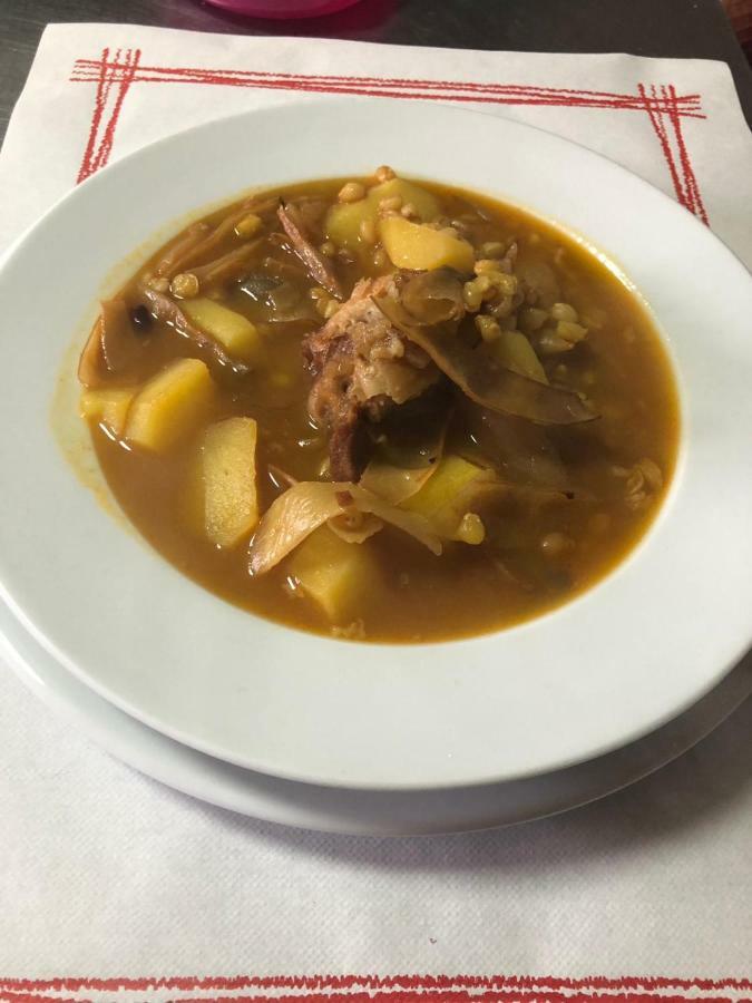 Hostal Restaurante Taibilla 네르피오 외부 사진