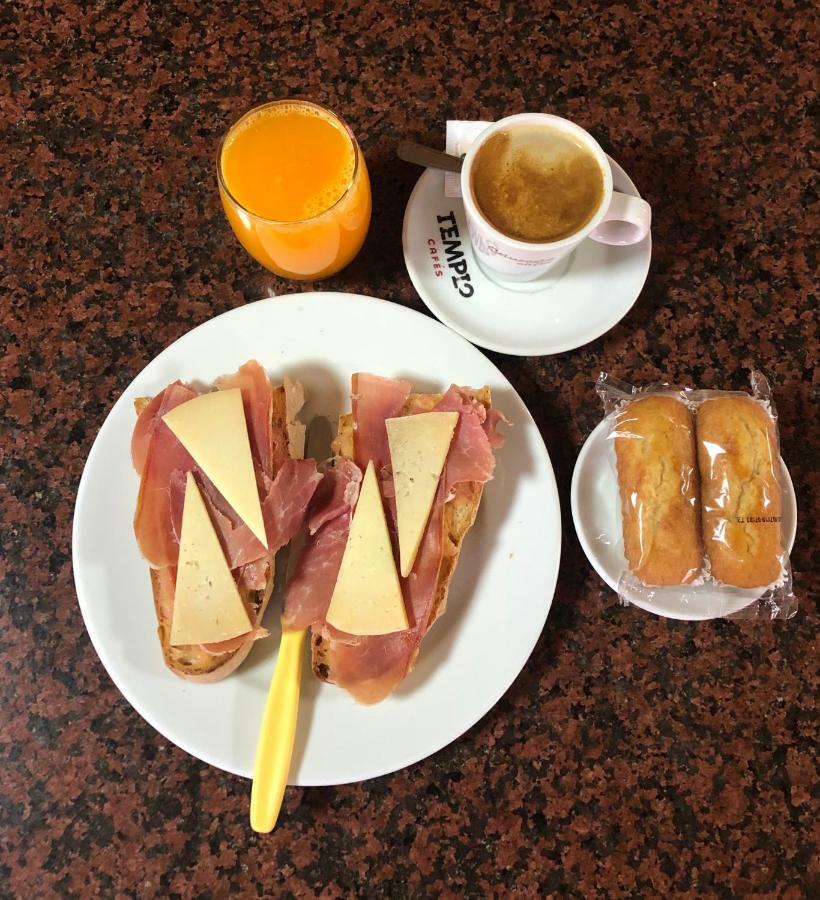 Hostal Restaurante Taibilla 네르피오 외부 사진